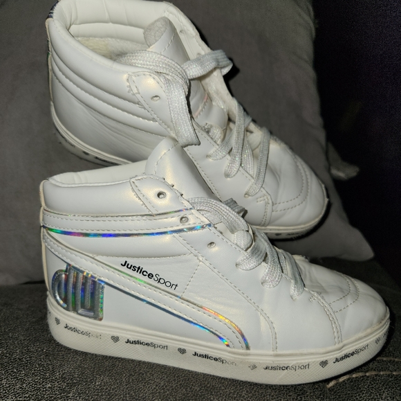 Halo iridescent shine and Pearl white Justice Girls Mid Top Court Sneakers - Picture 2 of 9